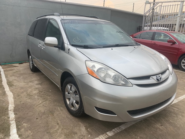 2007 Toyota Sienna Le 