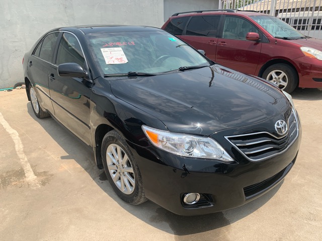 2010 Toyota Camry XLE 