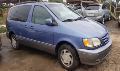 2002 Toyota Sienna XLE 