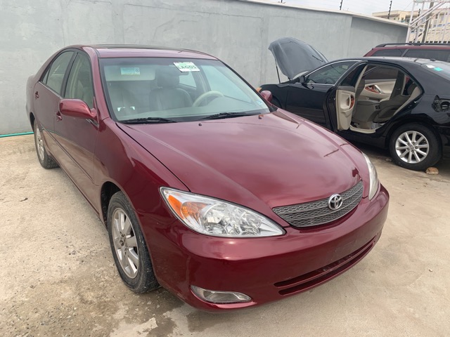 2002 Toyota Camry XLE 